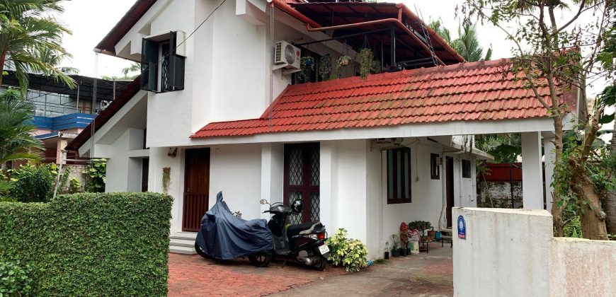 BEAUTIFUL HOUSE FOR SALE IN THRIKKAKARA, KOCHI