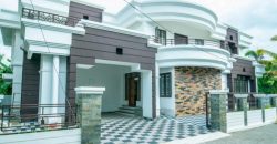 4100 SQFT LUXURY VILLA FOR SALE VENNALA, PALARIVATTOM