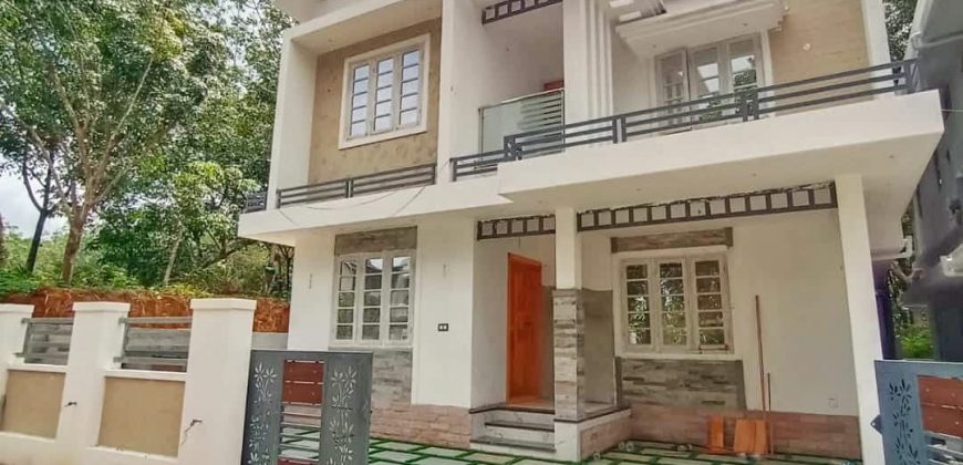 4 BHK NEW VILLA FOR SALE KAKKANAD KOCHI