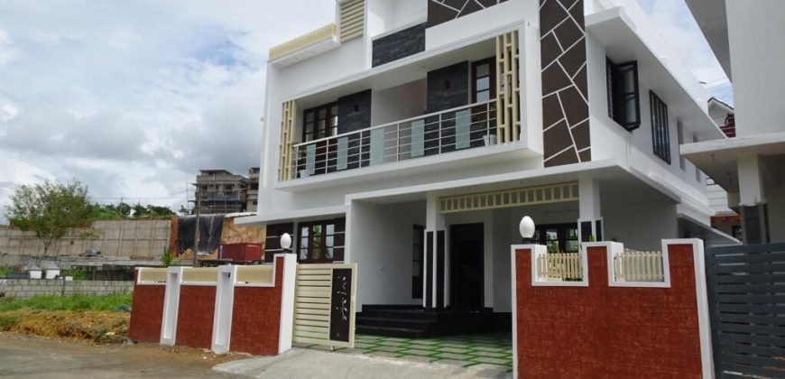 3 BHK NEW VILLA FOR SALE KAKKANAD KOCHI