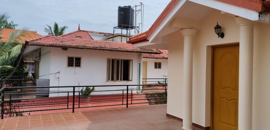 4 BHK GATED COMMUNITY VILLA FOR SALE KAKKANAD TOWN