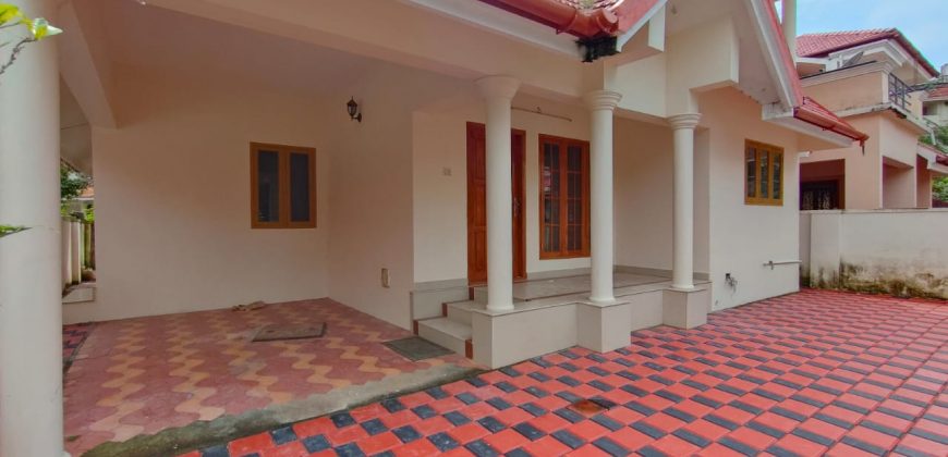 4 BHK GATED COMMUNITY VILLA FOR SALE KAKKANAD TOWN