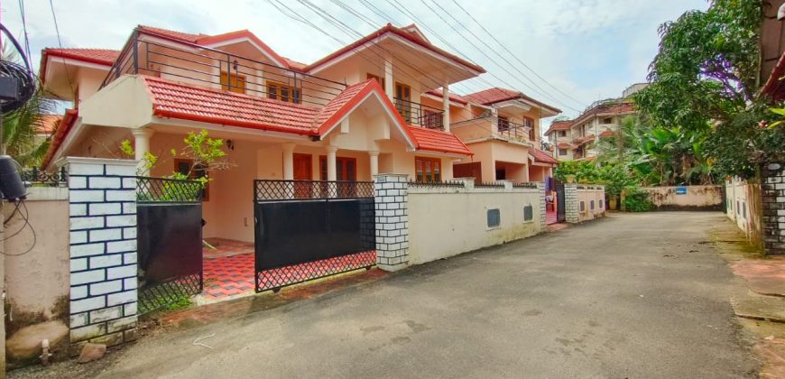 4 BHK GATED COMMUNITY VILLA FOR SALE KAKKANAD TOWN