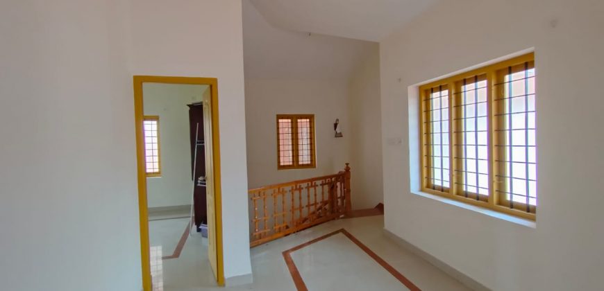 4 BHK GATED COMMUNITY VILLA FOR SALE KAKKANAD TOWN