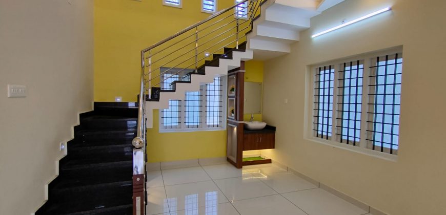 3 BHK BEAUTIFUL VILLA FOR SALE KAKKANAD KOCHI