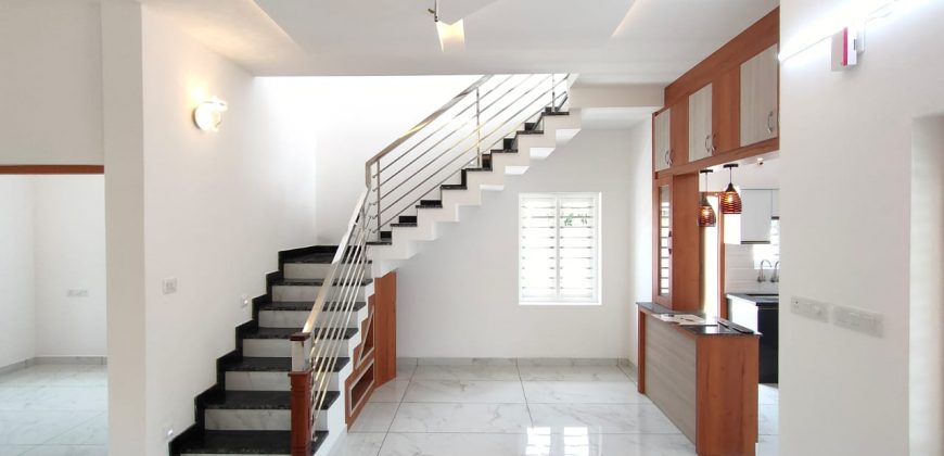 4 BHK BRANDED NEW HOUSE FOR SALE NEAR KAKKANAD