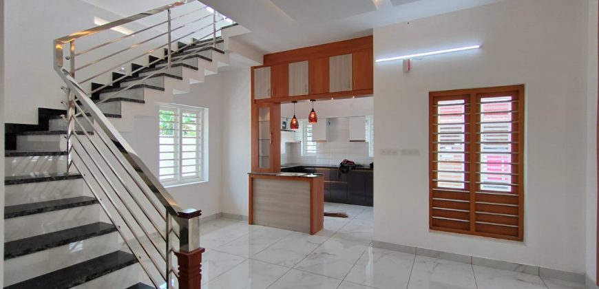 4 BHK BRANDED NEW HOUSE FOR SALE NEAR KAKKANAD