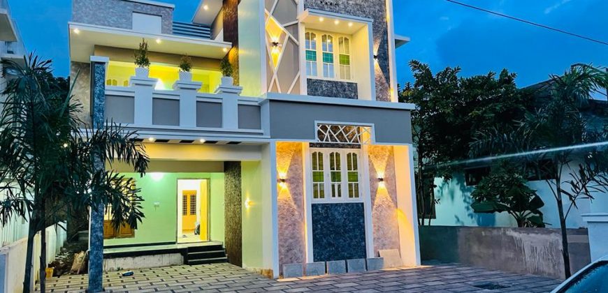 4 BHK BRANDED NEW VILLA FOR SALE KAKKANAD