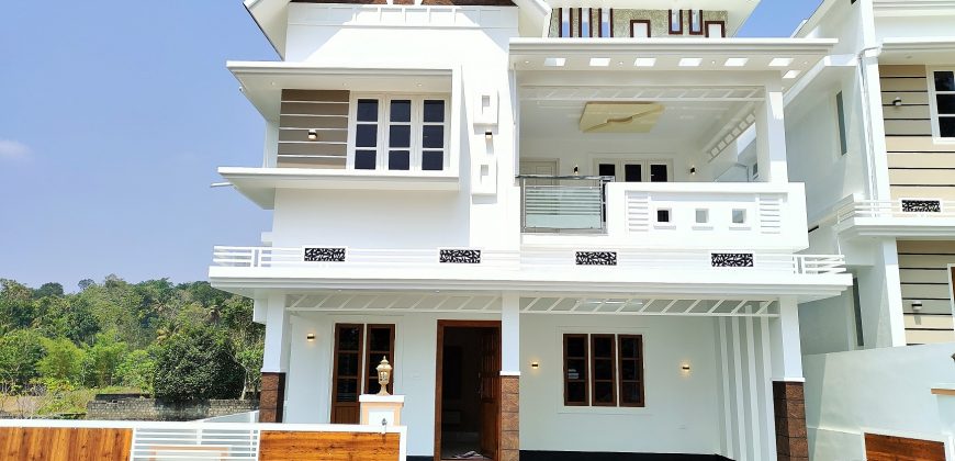 3 BHK BEAUTIFUL VILLA NEAR, KAKKANAD